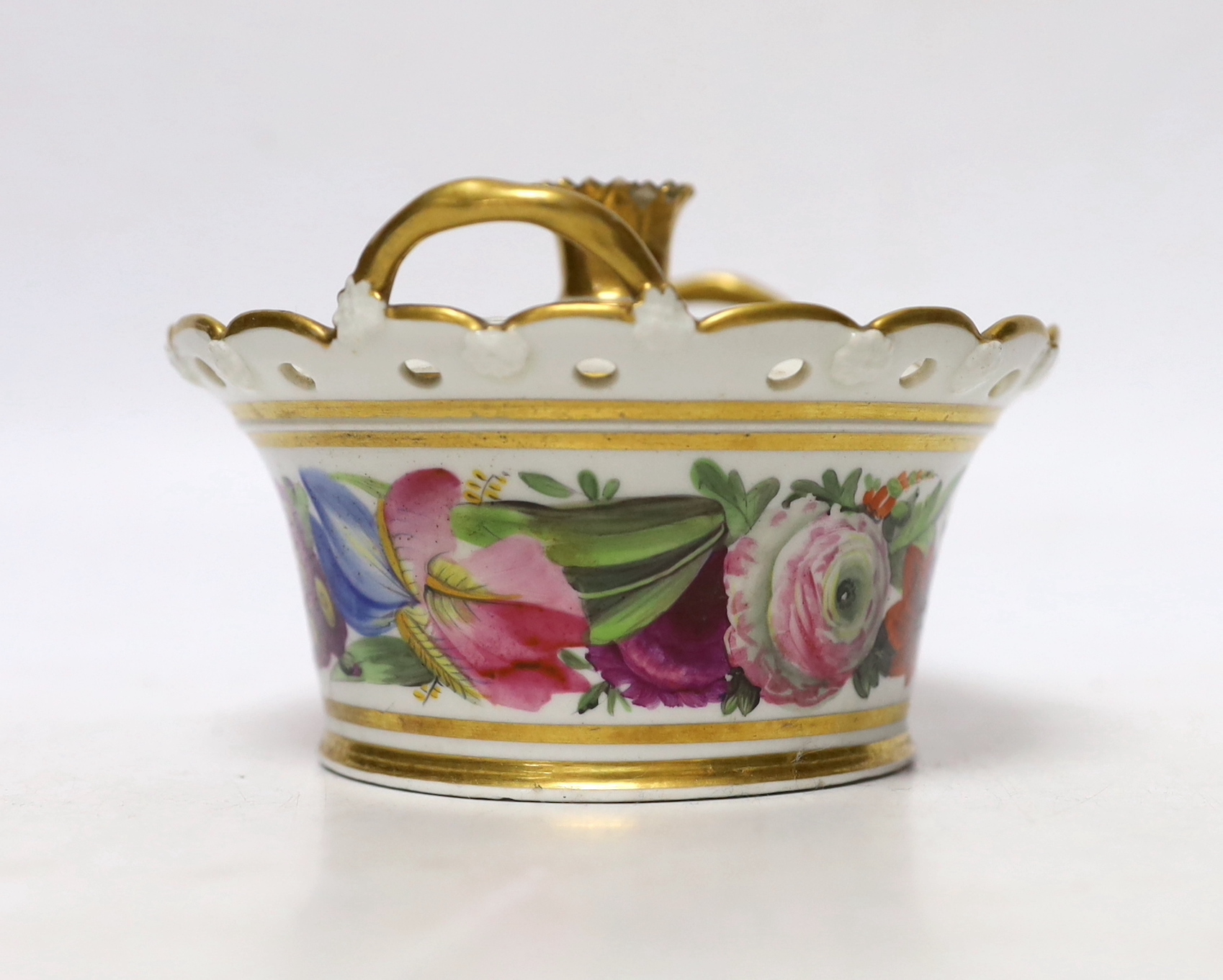 A Coalport pot pourri basket and cover painted with flowers, perhaps in the workshop of Thomas Baxter c.1805-10, 7.5cm high